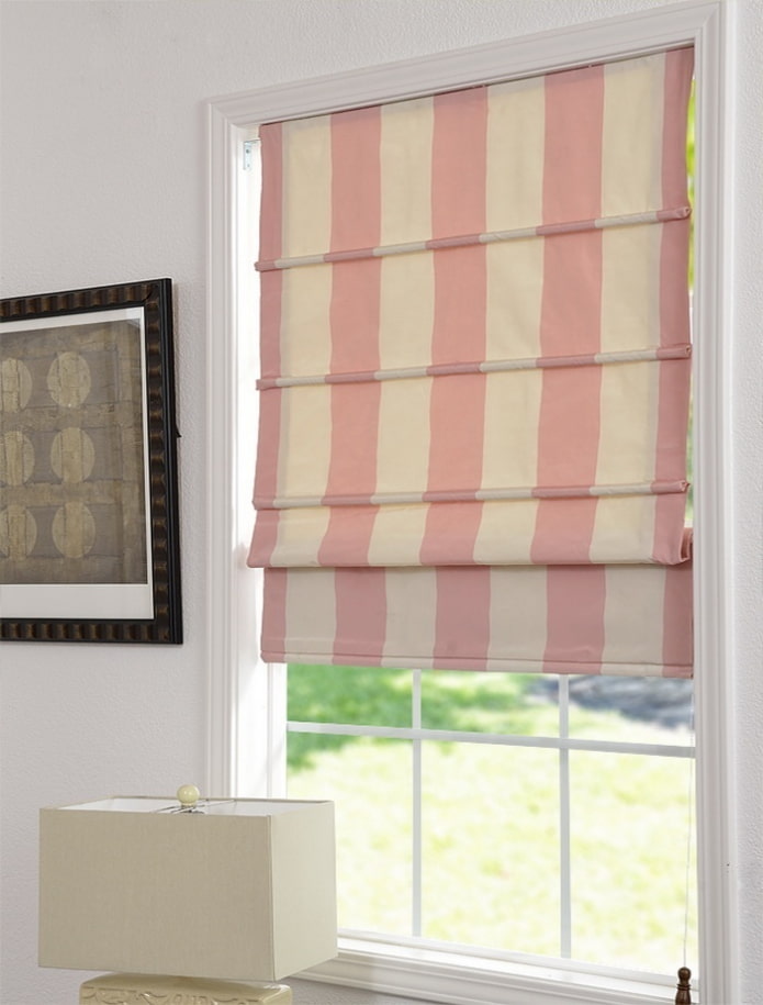 roman blinds made of cotton