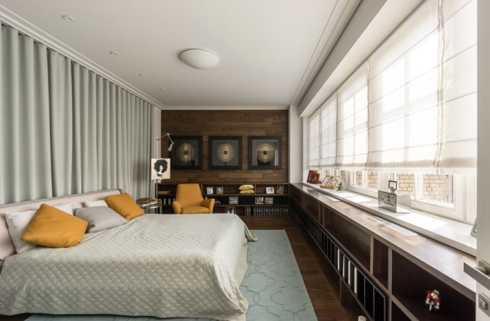 classic roman curtains in the bedroom