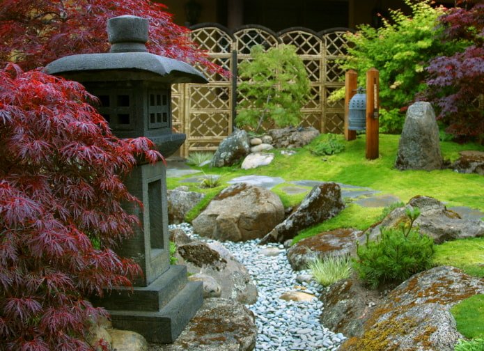 Japanese rock garden