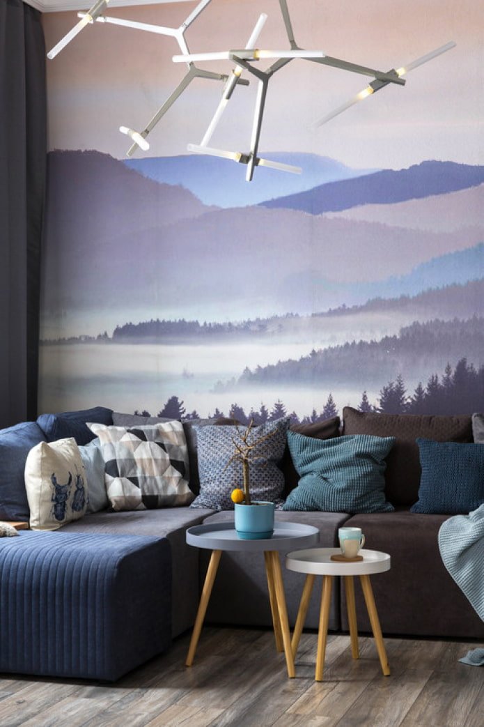 draw mountains on the wall