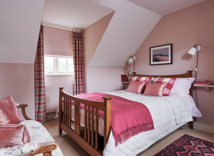 textiles in the bedroom interior in pink tones