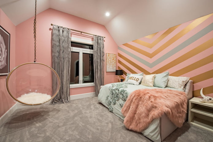 bedroom decoration in pink tones