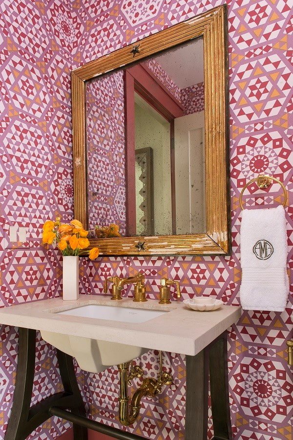 wallpaper with a geometric print