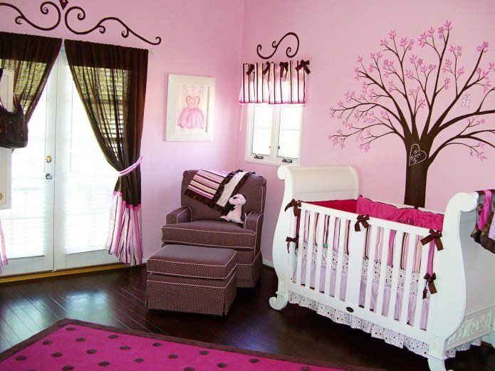 brown and pink curtains