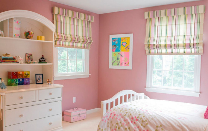 yellow-pink roman blinds
