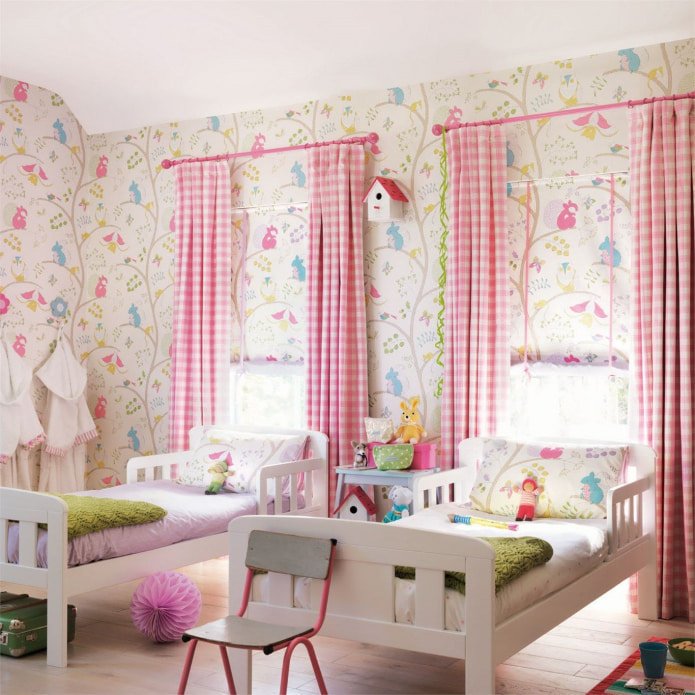 checkered curtains