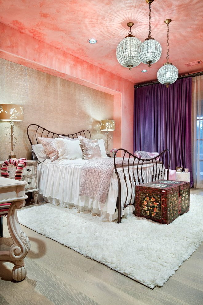 pink ceiling covering in the bedroom
