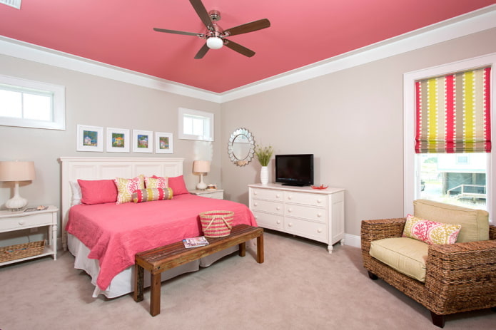 pink ceiling covering in the bedroom