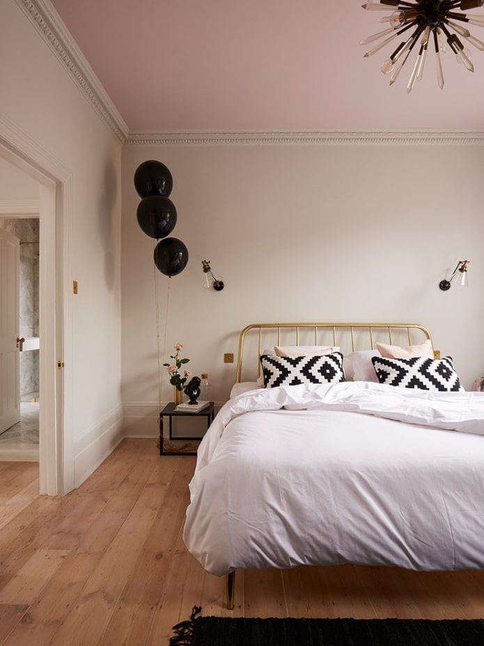 pink ceiling covering in the bedroom