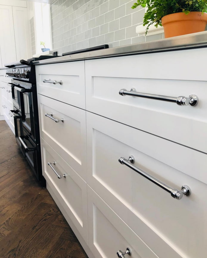 stylish furniture handles