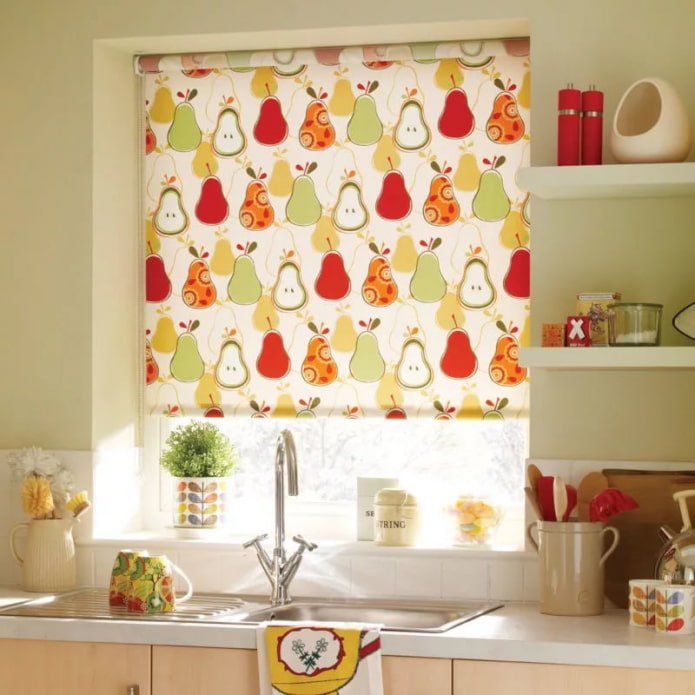 curtain with fruit image