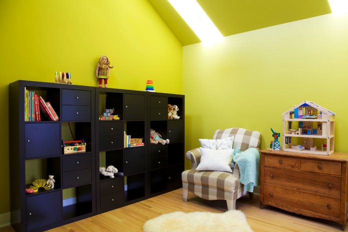 salad green walls in the nursery