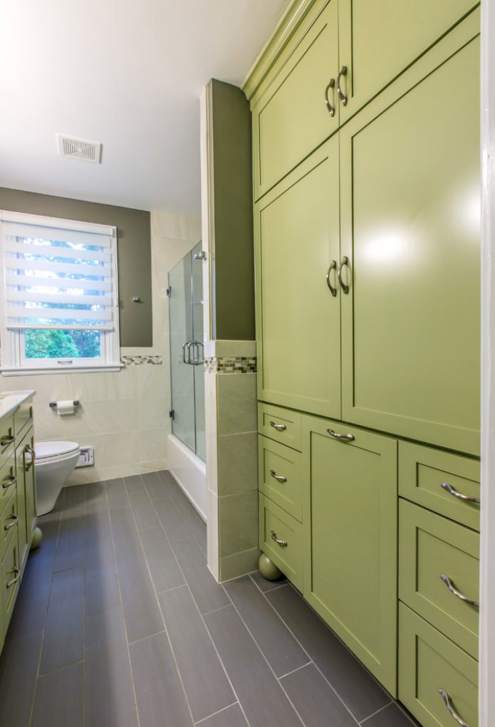 salad-green wardrobe