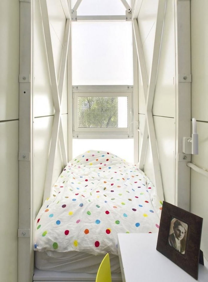 bedroom in the Keret House