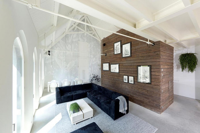 Gods Loftstory house in Holland, view from the inside