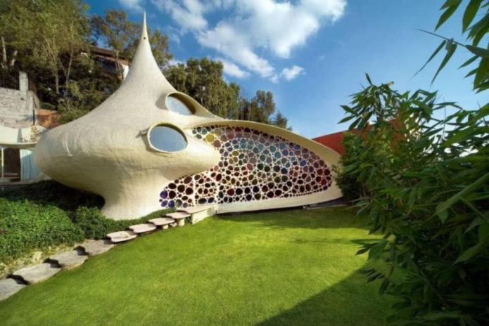 Nautilus house in Mexico, view from the outside