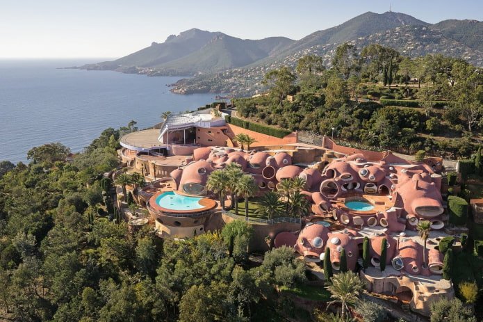 Bubble Palace in Cannes