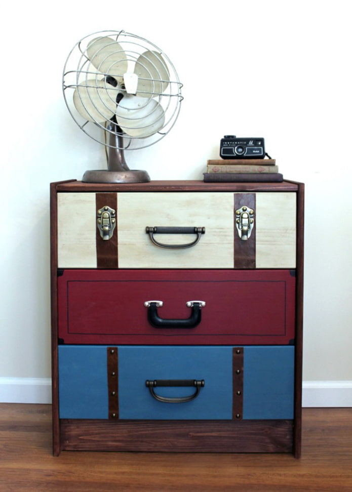 Remaking the chest of drawers Rast