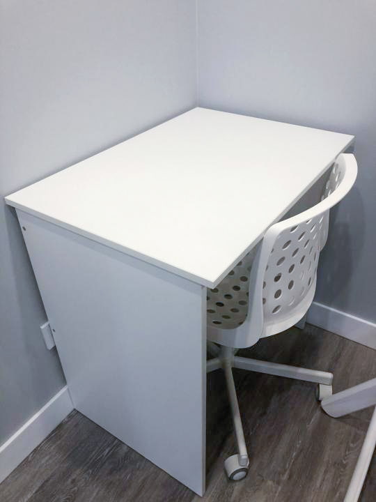 Marren desk