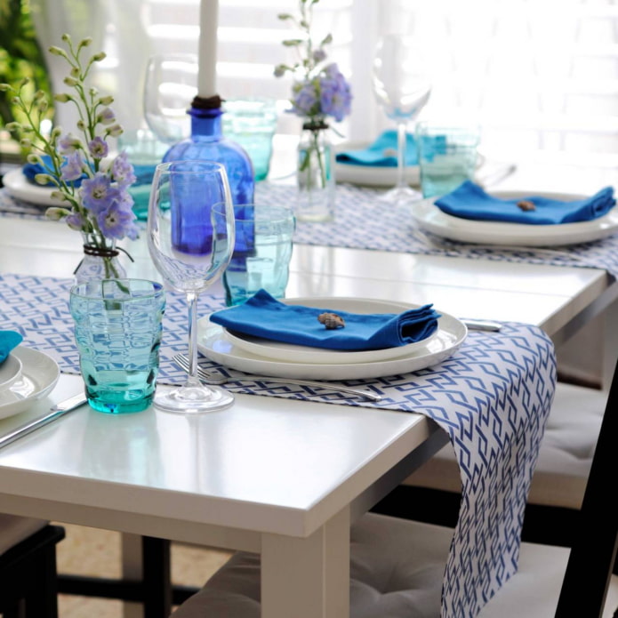 table setting in blue tones
