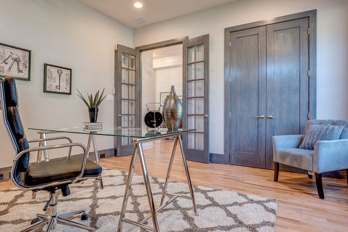 double-leaf gray doors in the interior