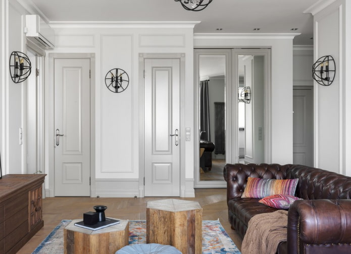 gray doors with a plinth in the interior