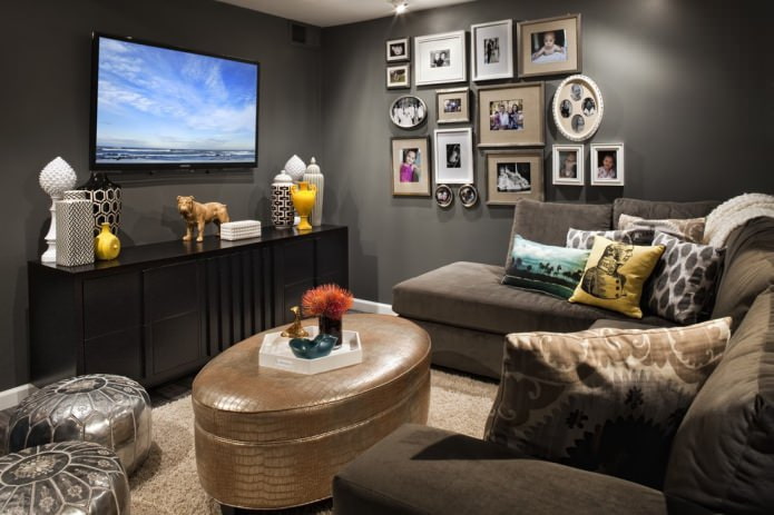 gray wall decor