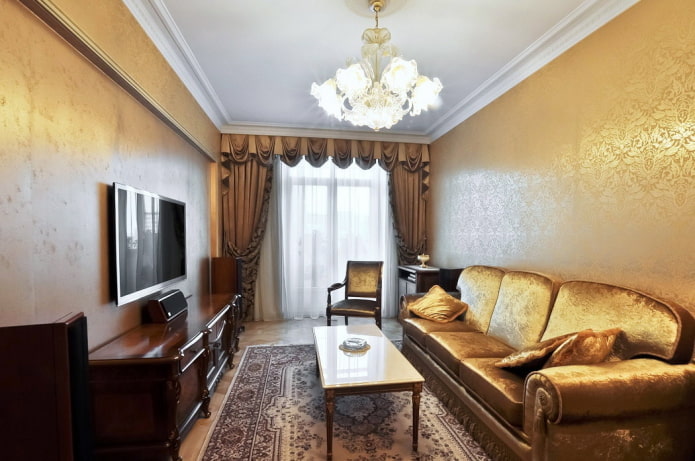 wallpaper with gold threads in the interior