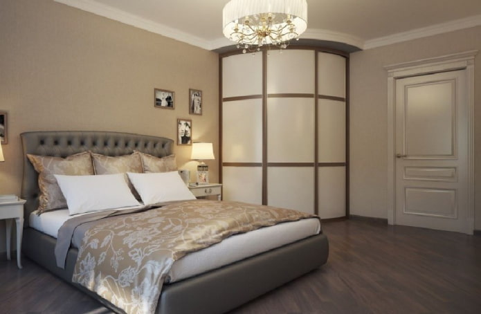 Wardrobe with curved doors