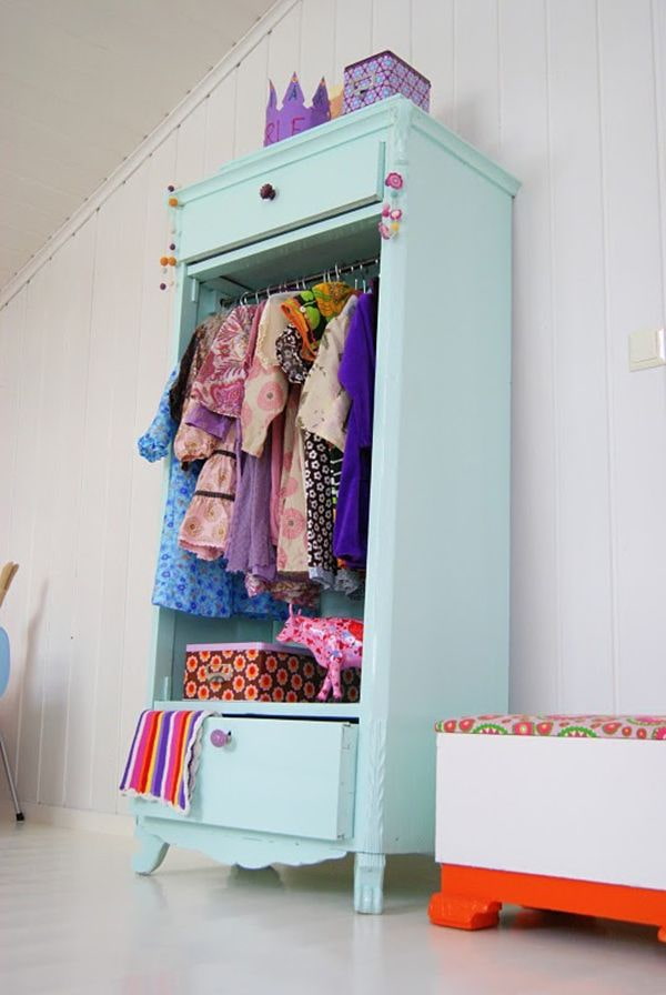 cabinet design in the interior of the hallway