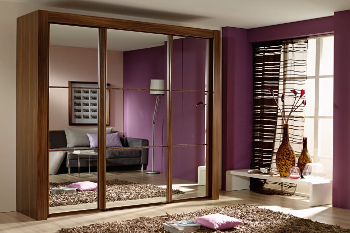 straight sliding wardrobe