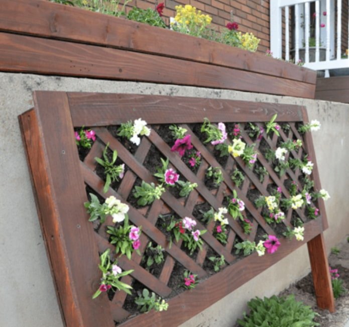 trellis flowerbed