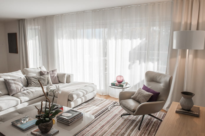 veil in the living room