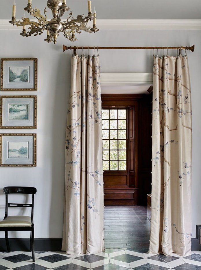 curtains on the door in the interior