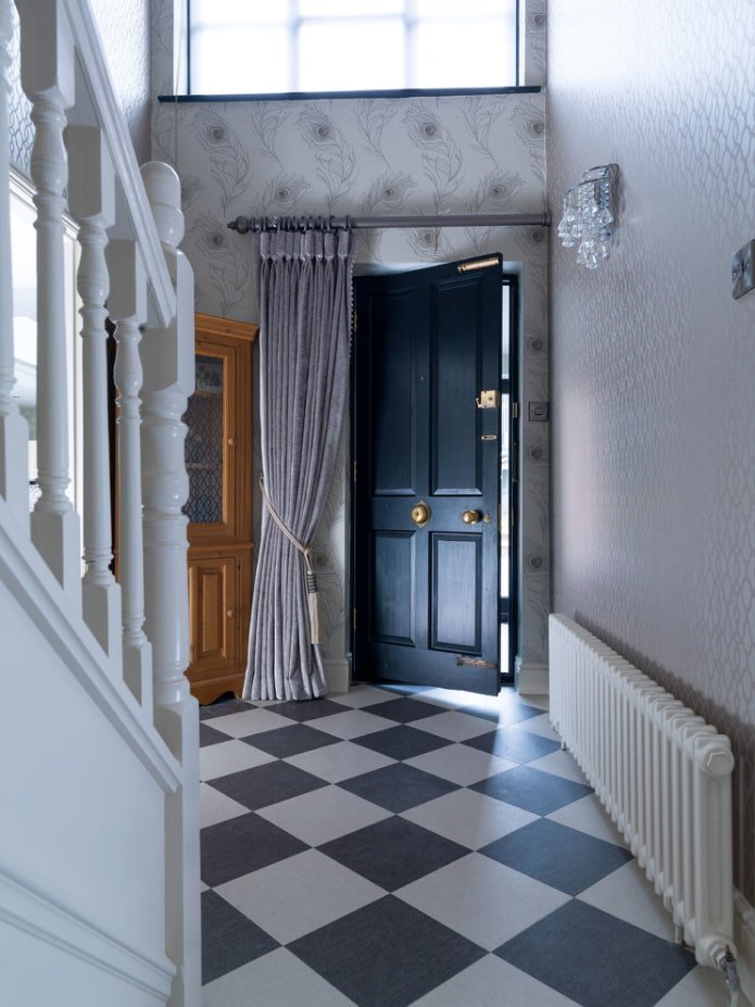 curtains on the front door in the interior