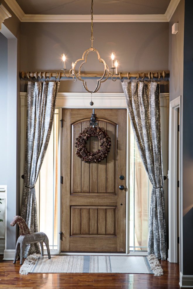 curtains on the front door in the interior