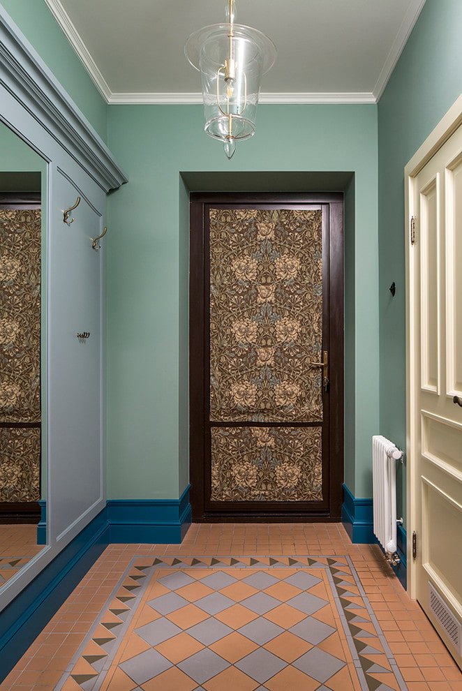 curtains on the door in the interior of the hallway