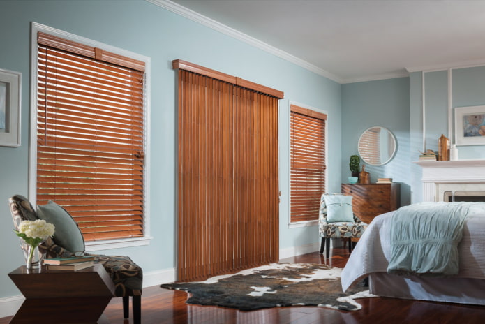 wooden blinds on the door in the interior