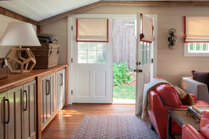 curtains on the door in the interior