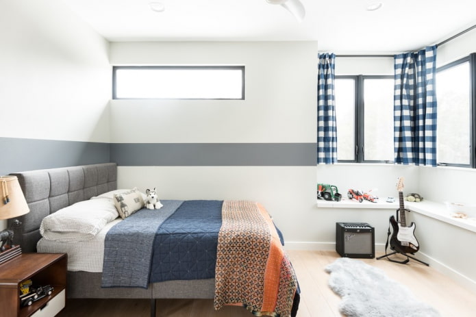 checkered curtains in the interior