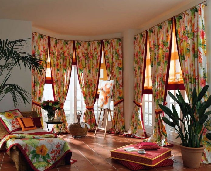 curtains with floral print in oriental style