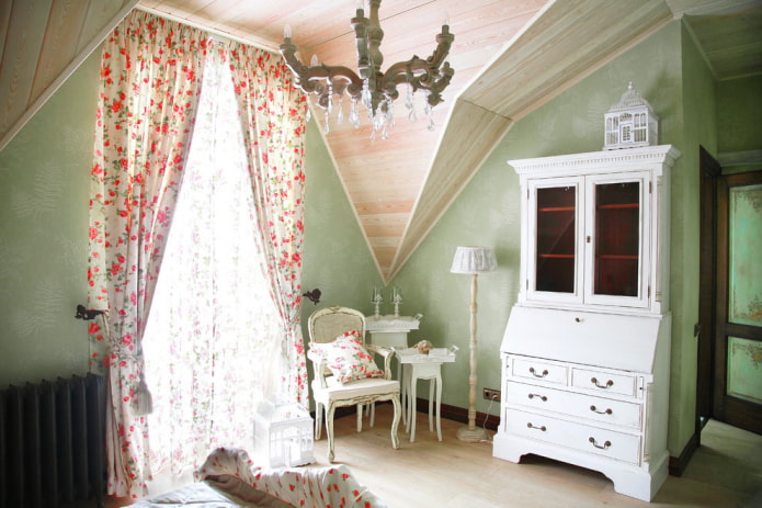 floral curtains with grabbacks