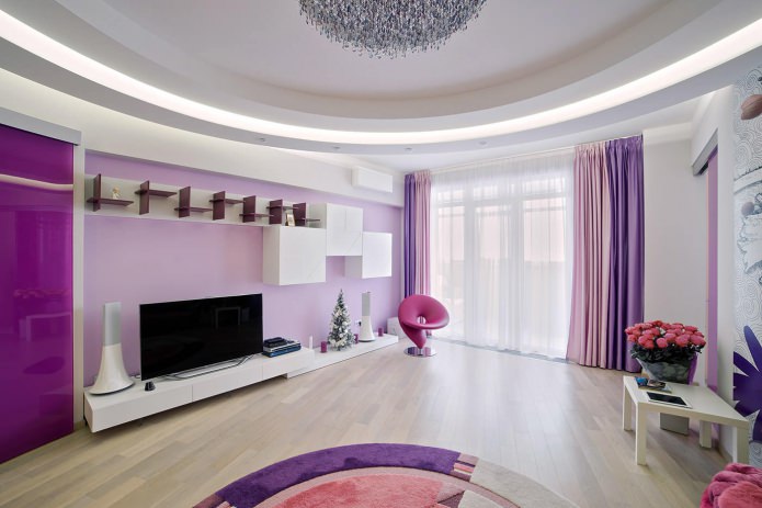Lilac-violet in the interior of the living room
