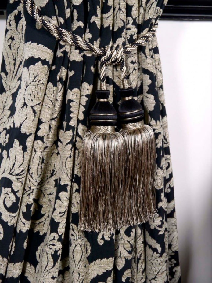 Tassels on curtains