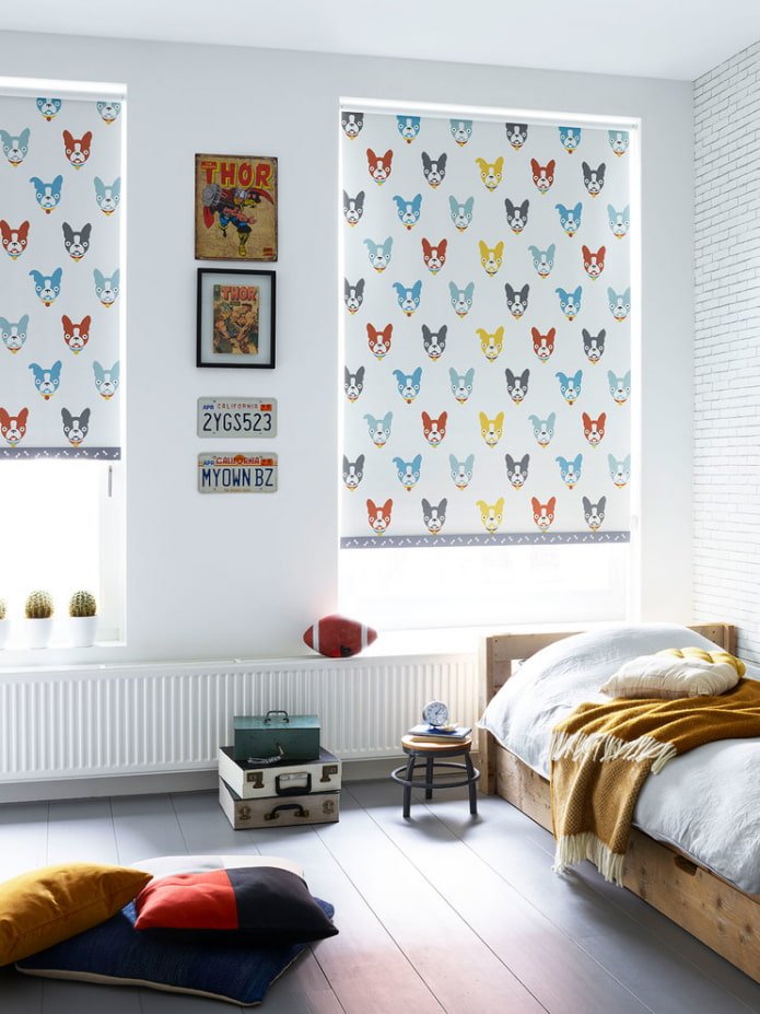 roller blind in the nursery