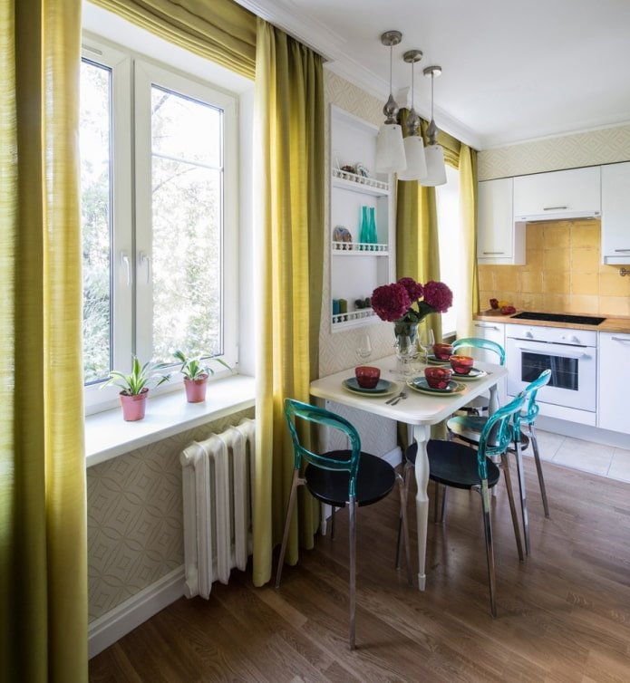 yellow and green curtain