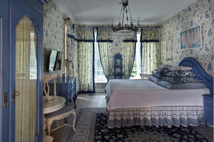 curtains with frills in a country style bedroom