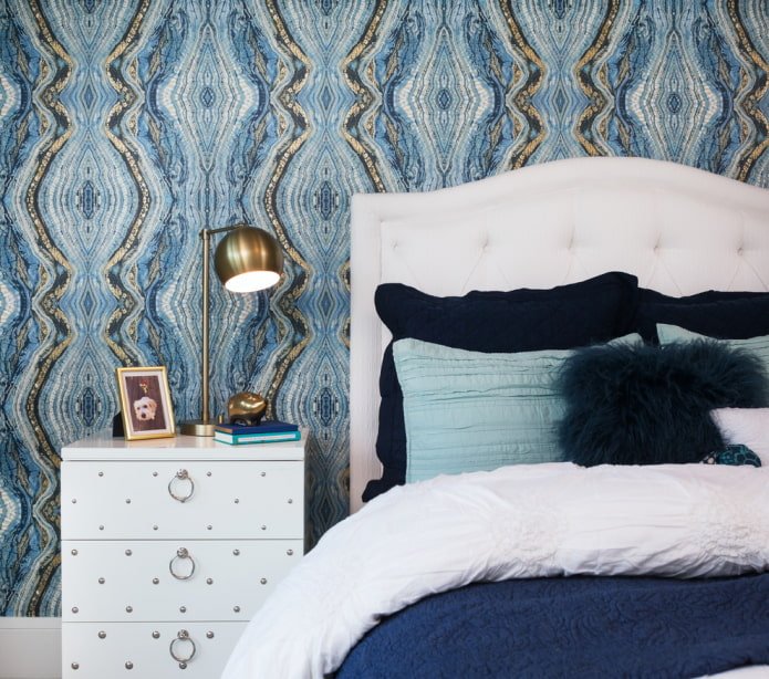 acrylic wallpaper in the bedroom