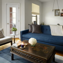 How to use a blue sofa in the interior?-3