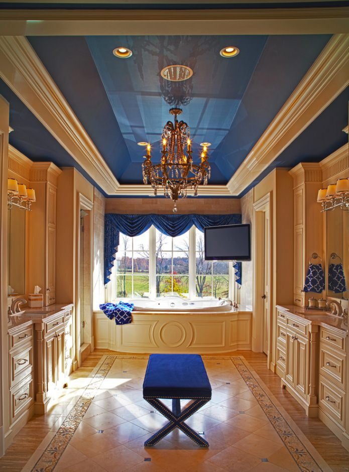 blue ceiling in a bathroom in a classic style